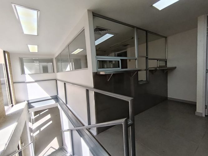Local en arriendo en El Poblado, Medellín, 214 m² · foto 17 de 20