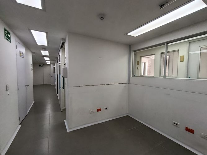 Local en arriendo en El Poblado, Medellín, 214 m² · foto 19 de 20