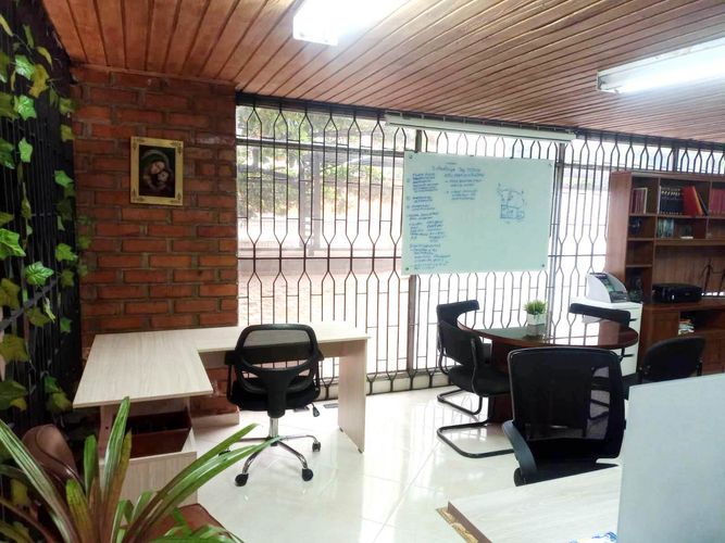 Oficina en arriendo en Conquistadores, Medellín, 25 m² · foto 5 de 11
