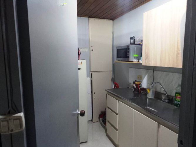 Oficina en arriendo en Conquistadores, Medellín, 25 m² · foto 8 de 11