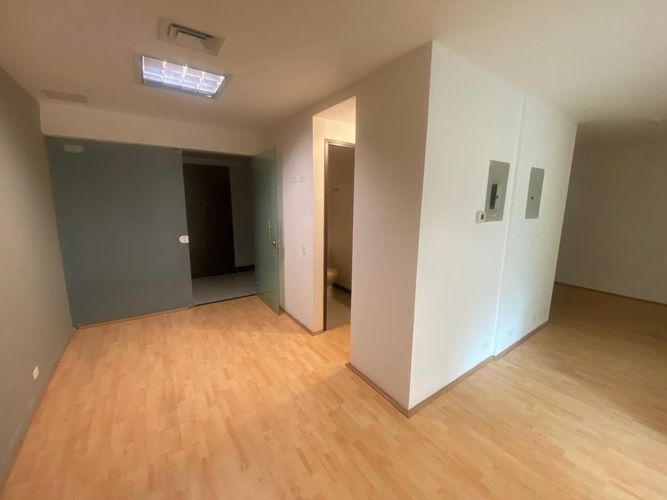 Oficina en arriendo en El Poblado, Medellín, 35 m² · foto 6 de 14