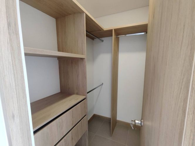 Apartamento de 3 alcobas en arriendo en El Tesoro, Medellín, 130 m² · foto 6 de 24
