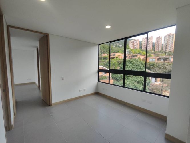 Apartamento de 3 alcobas en arriendo en El Tesoro, Medellín, 130 m² · foto 12 de 24