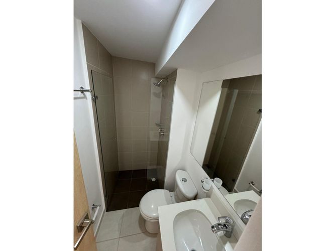 Apartamento de 3 alcobas en venta en Perez, Bello, 62 m² · foto 4 de 13