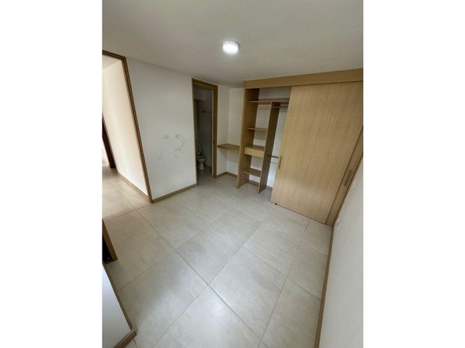 Apartamento de 3 alcobas en venta en Perez, Bello, 62 m² · foto 12 de 13