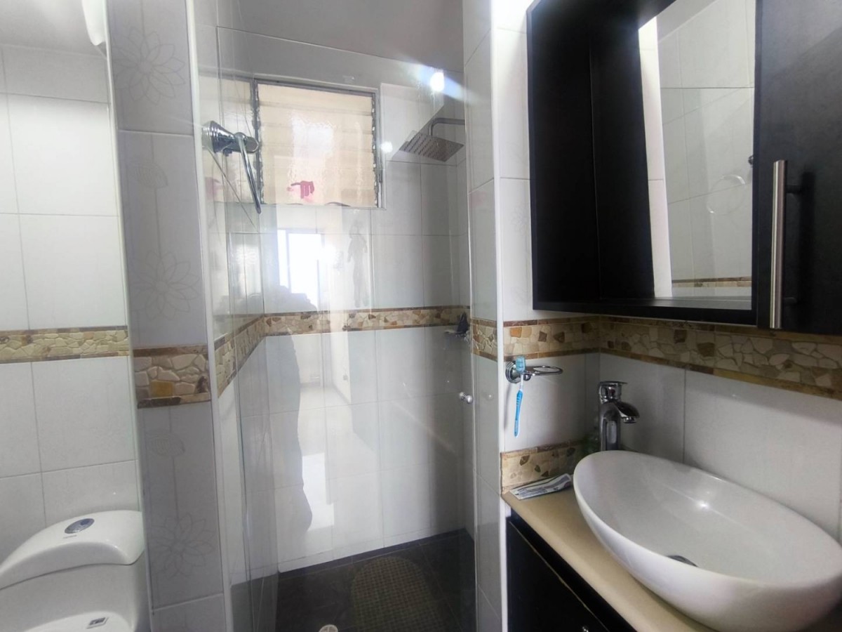 Apartamento en venta en Gerona, Bogotá · foto 8 de 17