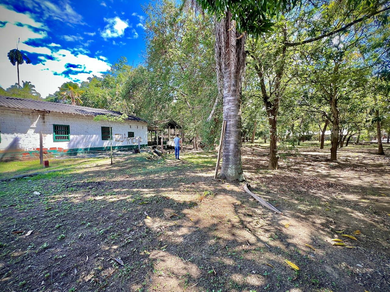 Land in Santafe de antioquia (1357 m²) for Sale - 4