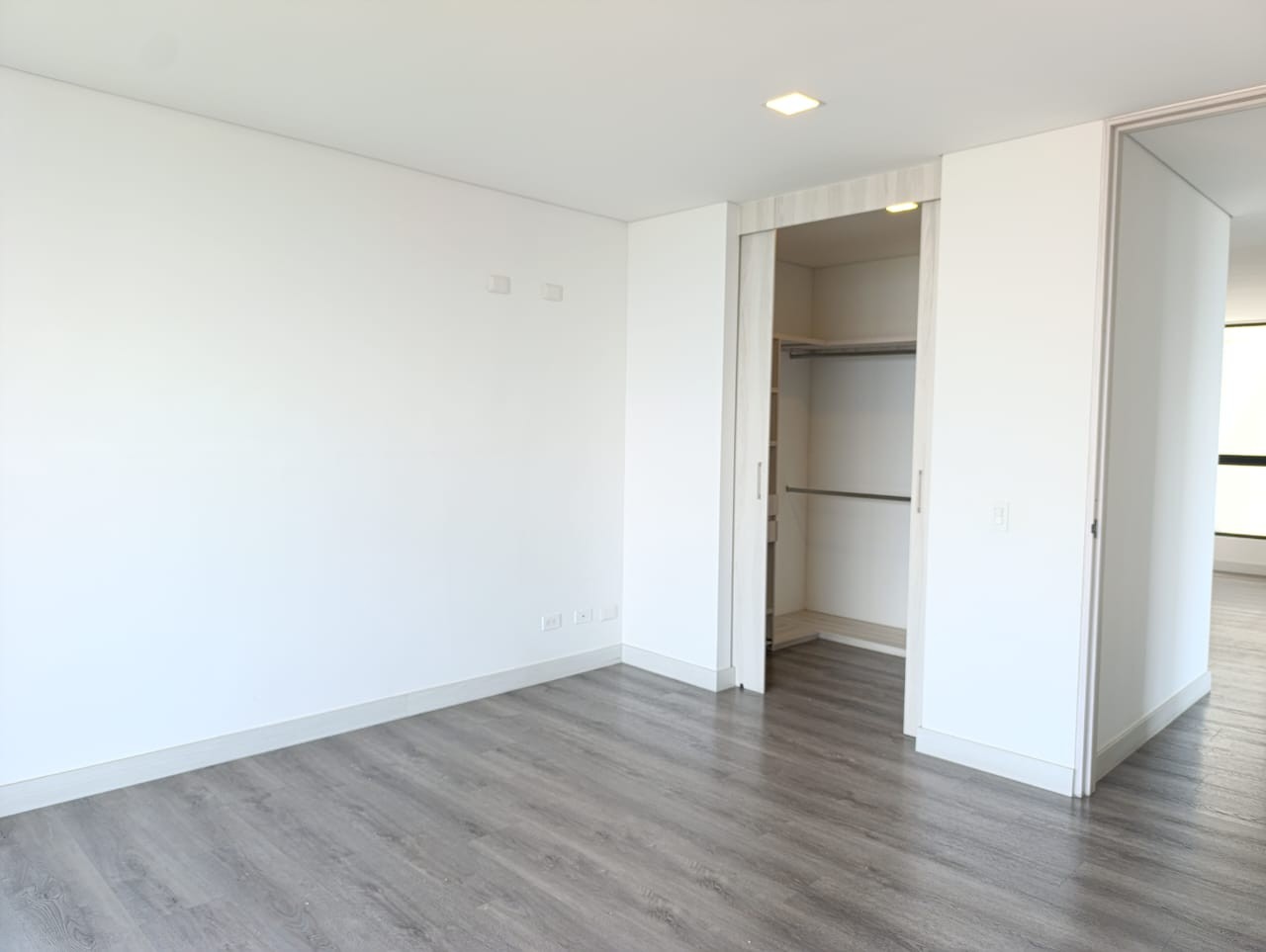 Apartamento en arriendo en El Poblado, Medellín · foto 14 de 19