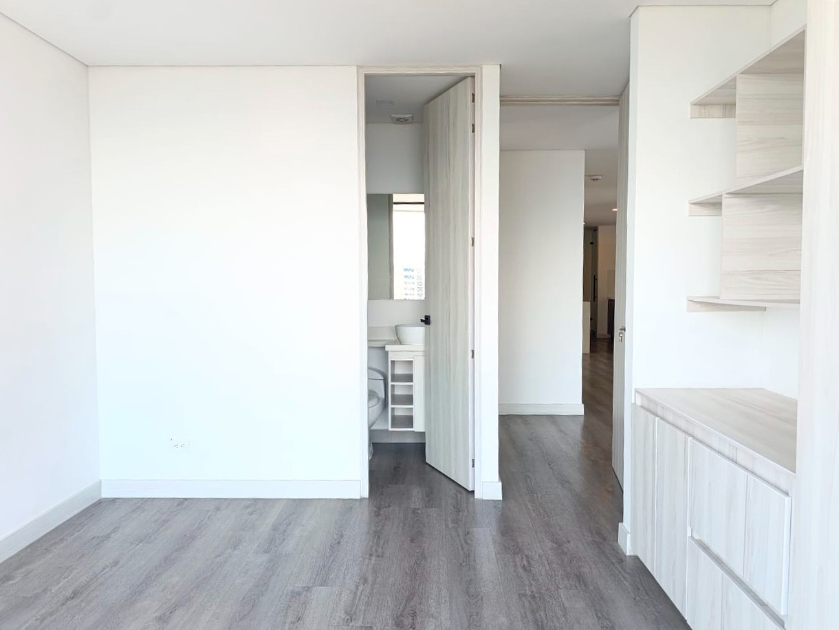Apartamento en arriendo en El Poblado, Medellín · foto 16 de 19