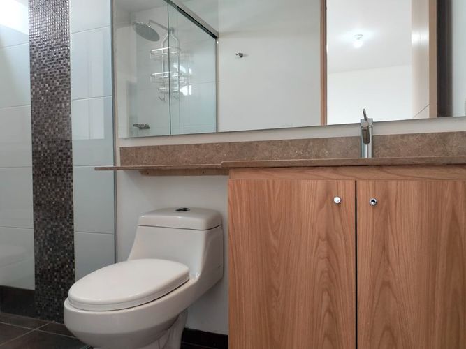 Apartamento de 3 alcobas en arriendo en El Poblado, Medellín, 93 m² · foto 17 de 19