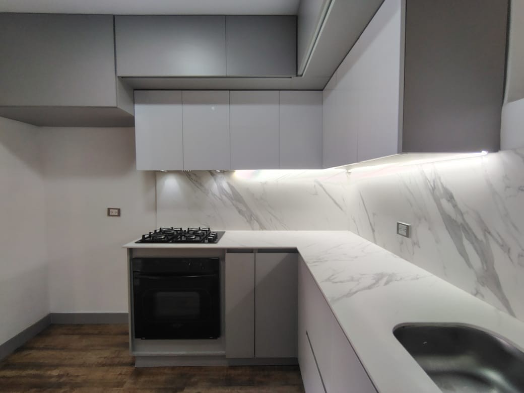Apartamento en arriendo en El Poblado, Medellín · foto 4 de 15