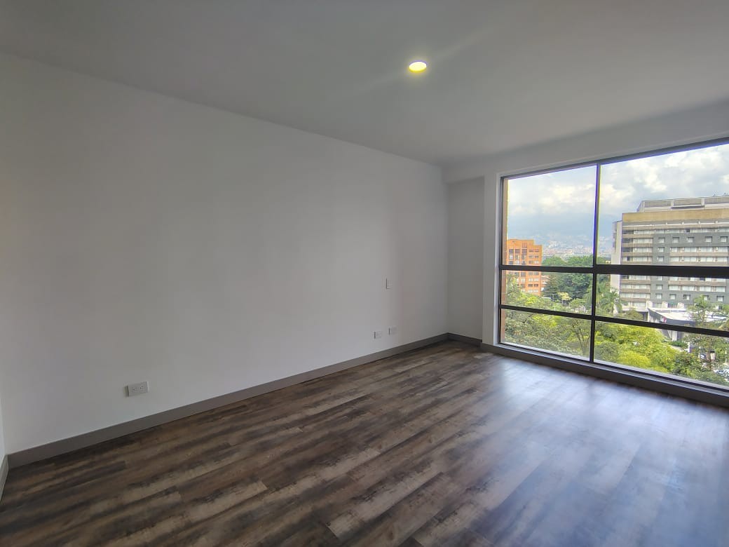Apartamento en arriendo en El Poblado, Medellín · foto 7 de 15