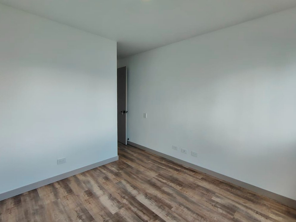 Apartamento en arriendo en El Poblado, Medellín · foto 12 de 15