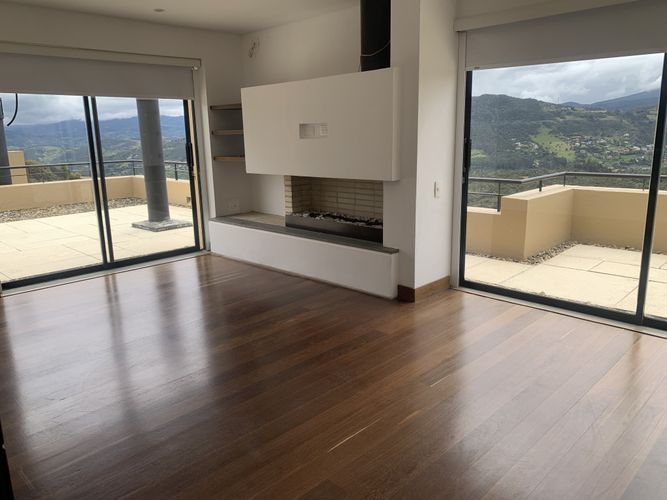 Casa de 4 alcobas en venta en Arboretto, Bogotá, 347 m² · foto 7 de 17