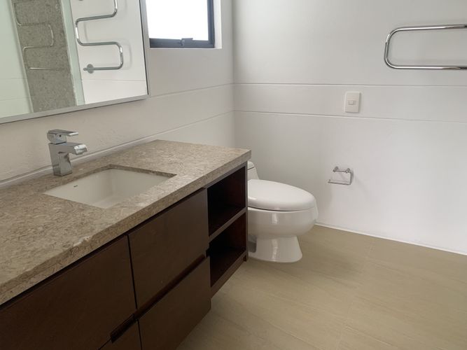 Casa de 4 alcobas en venta en Arboretto, Bogotá, 347 m² · foto 11 de 17