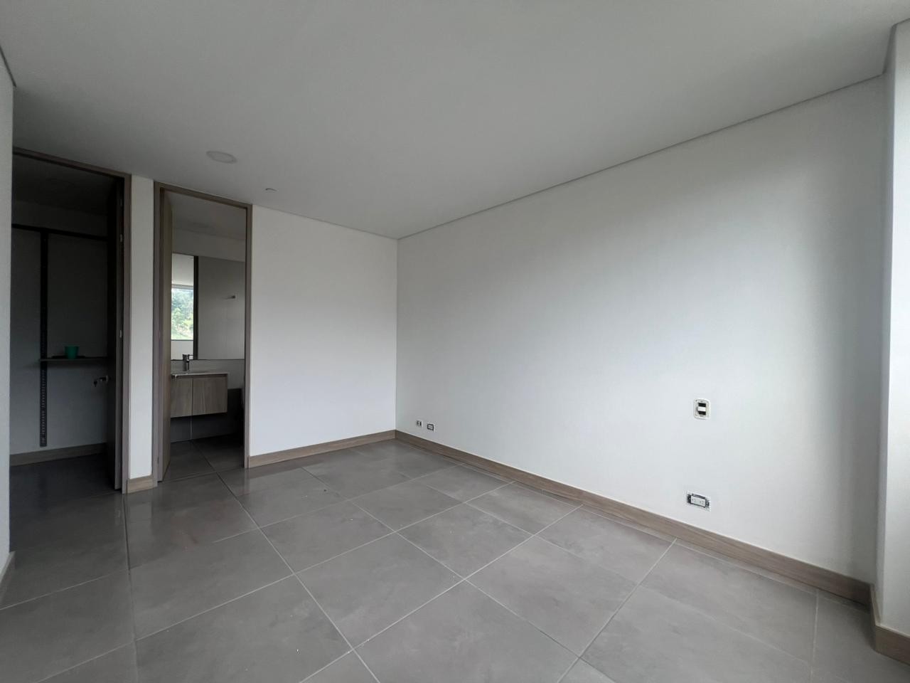 Apartamento en arriendo en Belén Aliadas, Envigado · foto 6 de 11