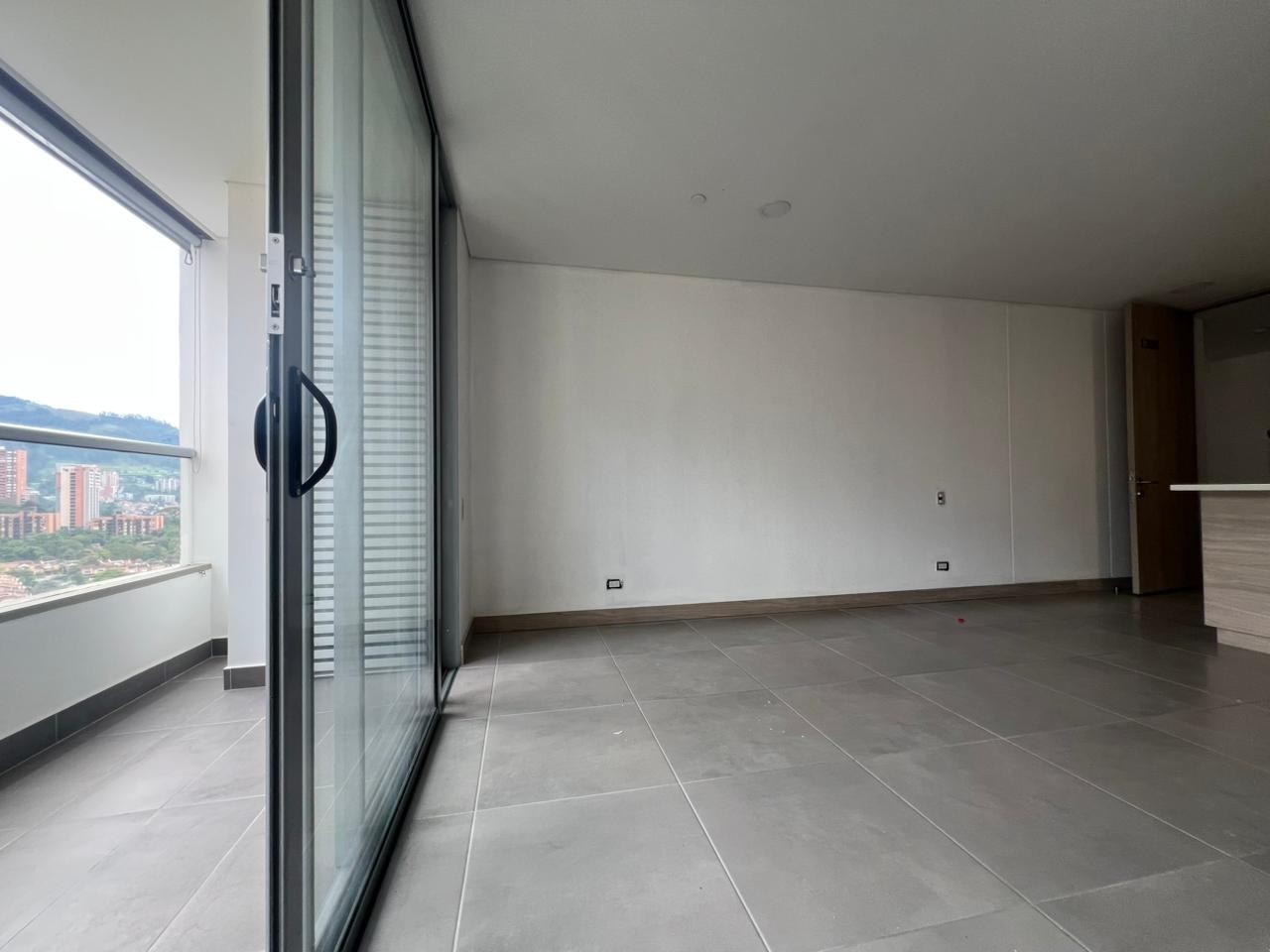 Apartamento en arriendo en Belén Aliadas, Envigado · foto 3 de 11
