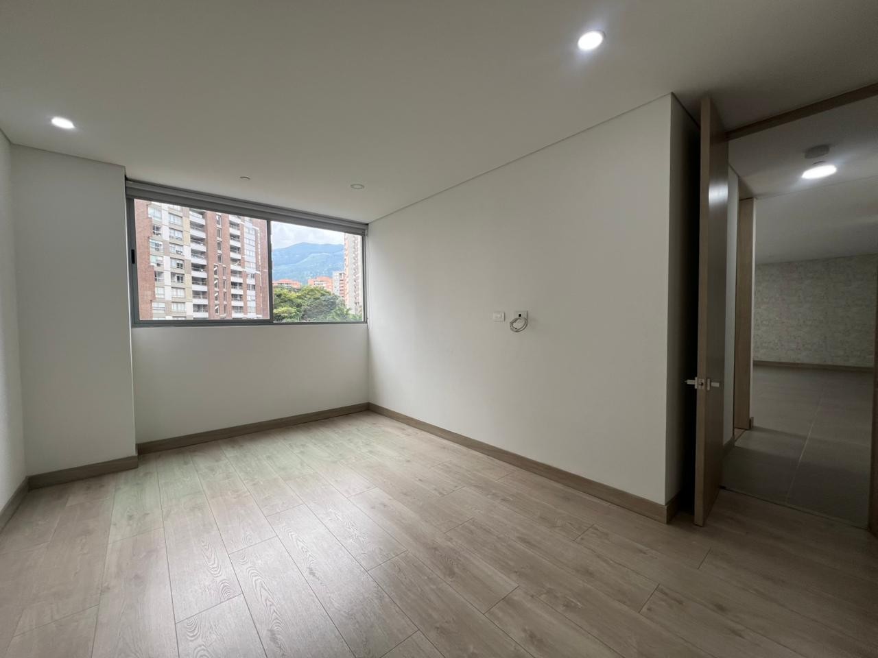 Apartamento en arriendo en Cumbres, Envigado · foto 8 de 15