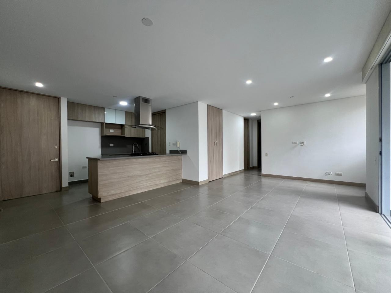 Apartamento en arriendo en Cumbres, Envigado · foto 7 de 15