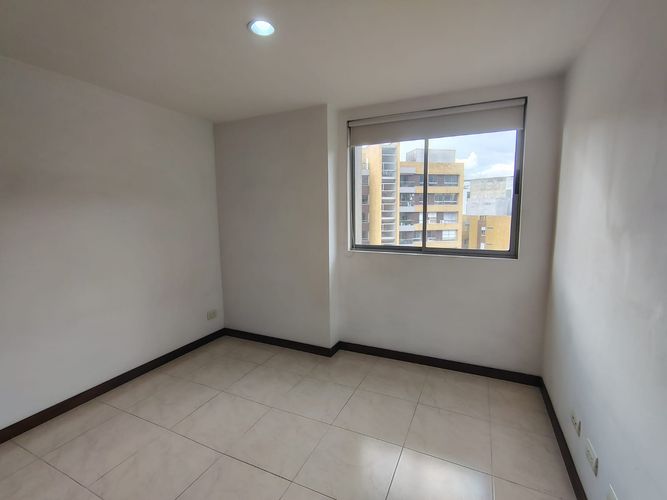 Apartamento de 3 alcobas en arriendo en El Poblado, Medellín, 132 m² · foto 14 de 19