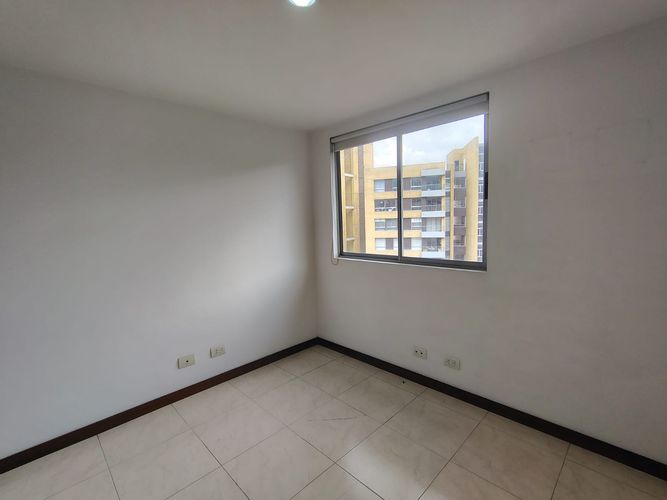 Apartamento de 3 alcobas en arriendo en El Poblado, Medellín, 132 m² · foto 13 de 19