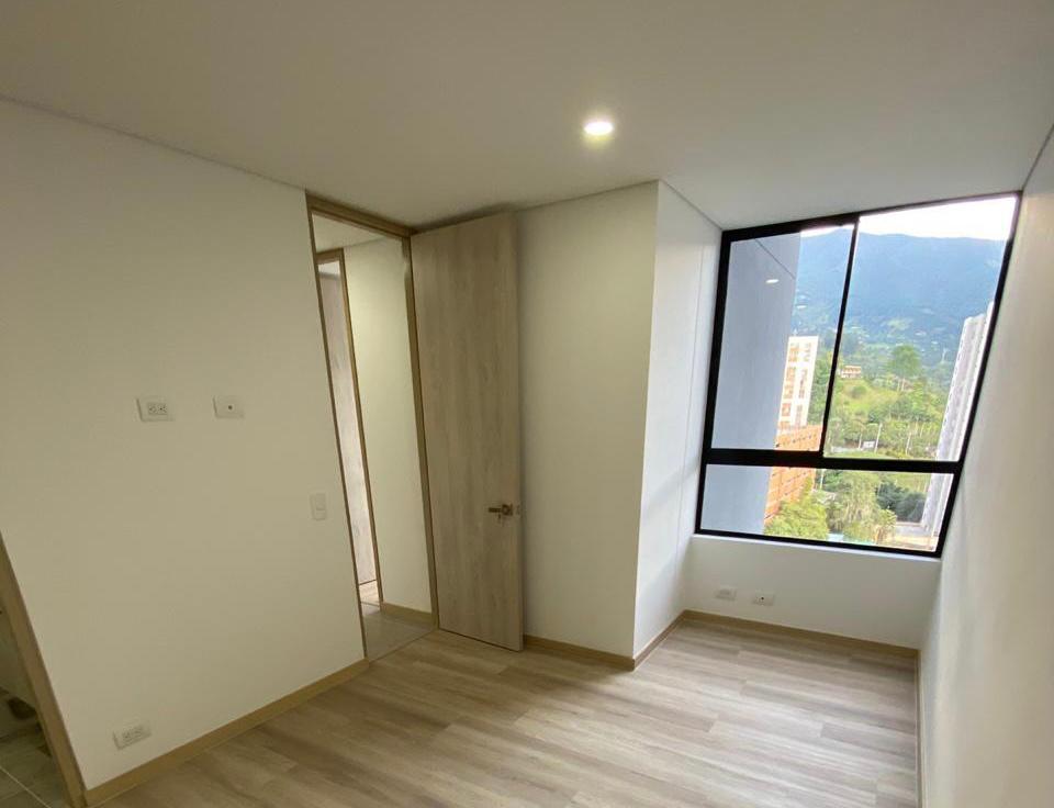 Apartamento en venta en Camino Verde, Envigado · foto 10 de 18