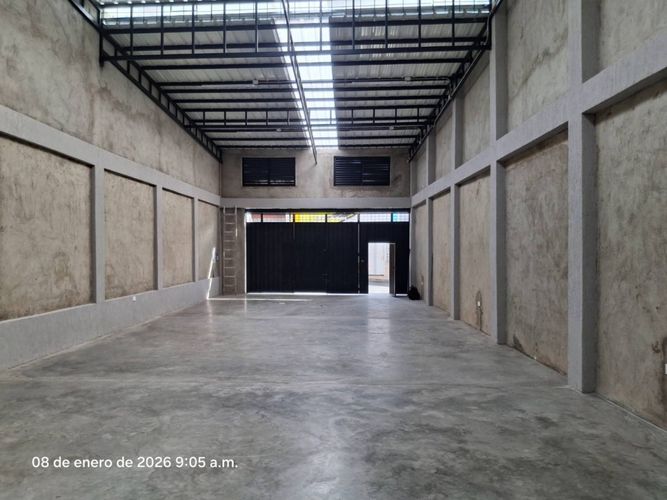 Bodega en arriendo en Casco Antiguo - Floridablanca, Floridablanca, 217 m² · foto 3 de 19