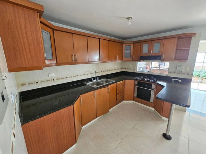 Casa de 4 alcobas en venta en Cañaveral, Floridablanca, 180 m² · foto 7 de 17