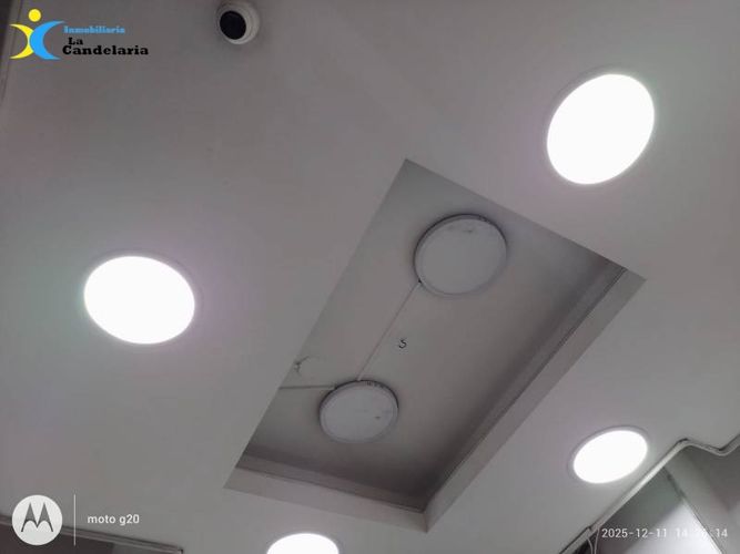 Local en arriendo en La Candelaria, Medellín, 20 m² · foto 8 de 13
