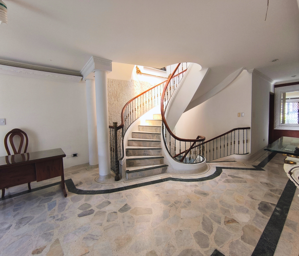 Casa de 5 alcobas en venta en El Ingenio, Cali, 613 m² · foto 10 de 24