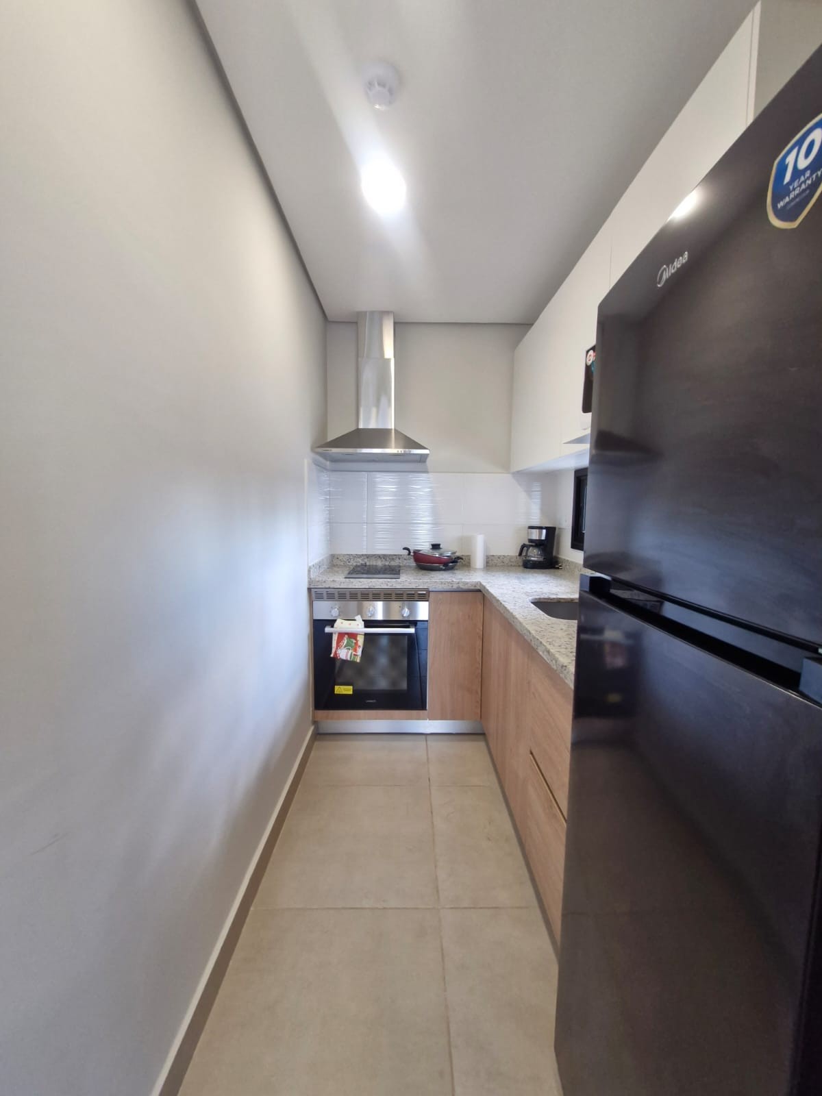 DEPARTAMENTO AMOBLADO EN ALQUILER EN VILLA MORRA, A PASOS DEL SHOPPING MARISCAL LOPEZ — foto 2