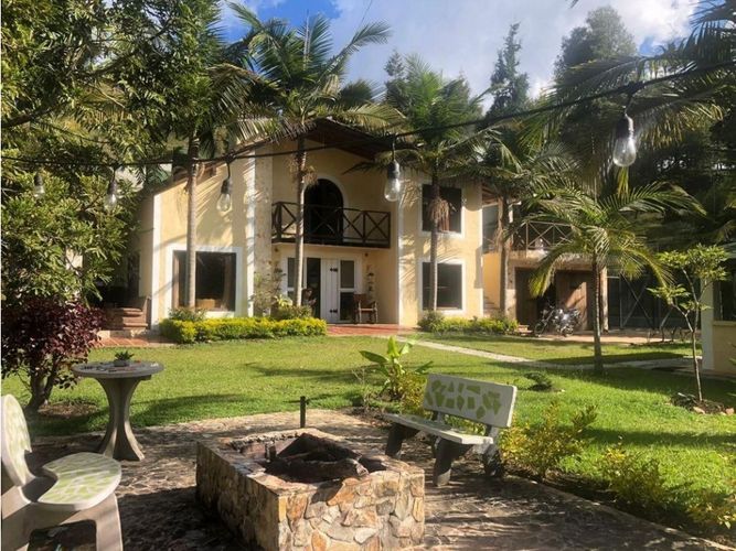 Casa de 5 alcobas en venta en San Jose, Guarne, 230 m² · foto 7 de 12