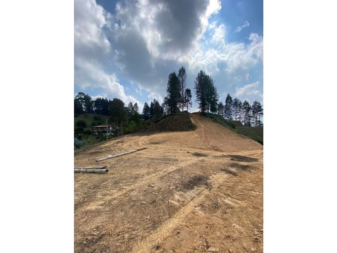 Lote en venta en La Mosca, Guarne, 3000 m² · foto 5 de 6