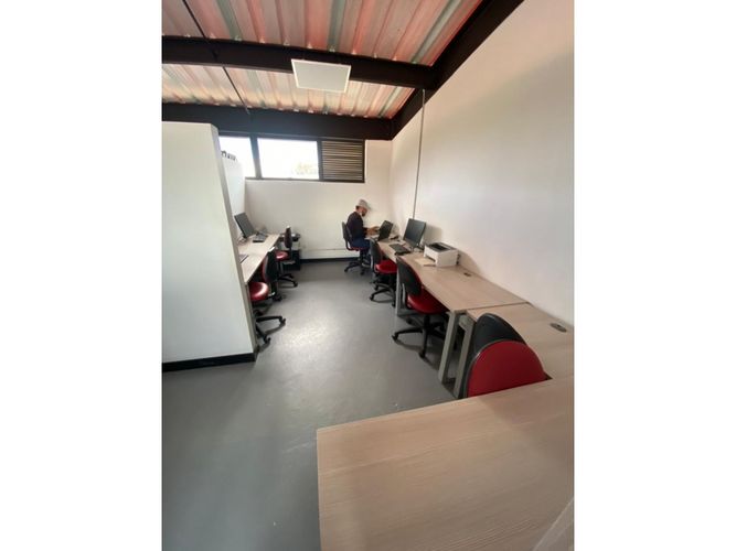 Local en venta en La Ceja, 40 m² · foto 2 de 9
