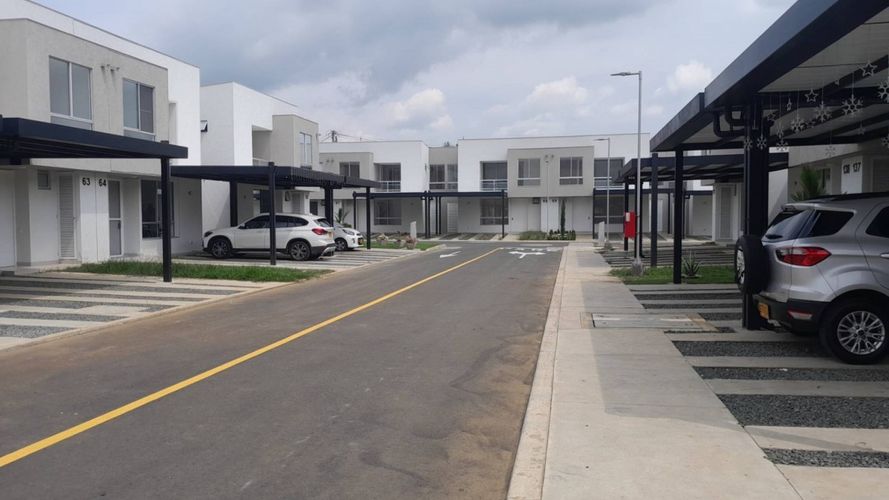 Casa de 3 alcobas en venta en La Pradera, Jamundí, 155 m² · foto 3 de 24