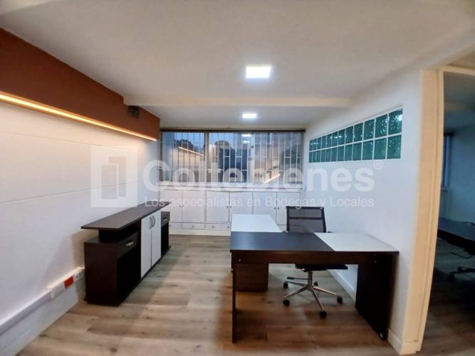 Oficina en arriendo en Santa Maria De Los Angeles, Medellín, 61 m² · foto 3 de 16