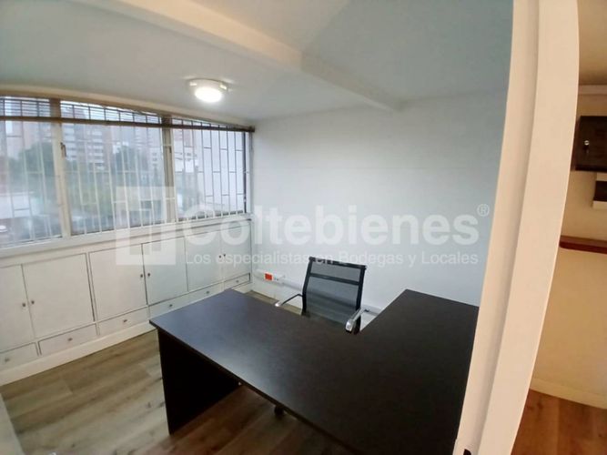 Oficina en arriendo en Santa Maria De Los Angeles, Medellín, 61 m² · foto 5 de 16
