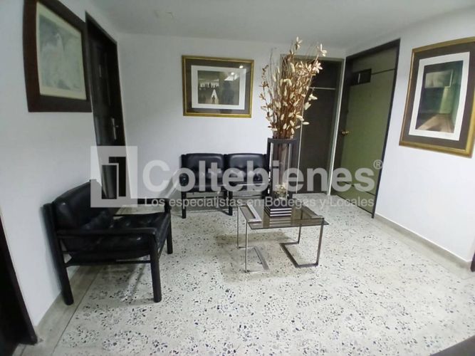 Oficina en arriendo en Santa Maria De Los Angeles, Medellín, 61 m² · foto 13 de 16
