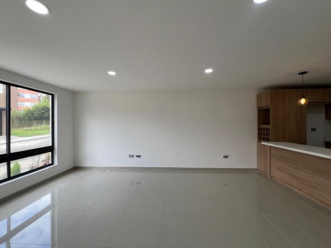 Casa de 4 alcobas en venta en Pantanillo, El Retiro, 195 m² · foto 3 de 16