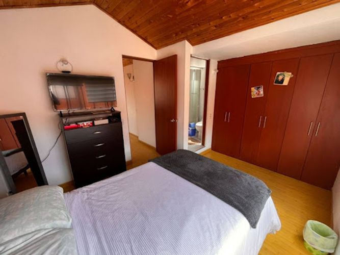 Casa en venta en Portales Del Norte, Bogotá · foto 15 de 17