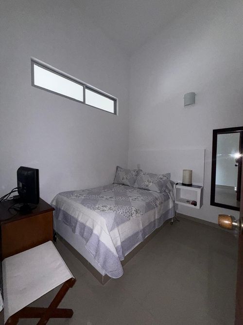 Casa de 5 alcobas en venta en Julio Campos Gonzalez, Girardot, 218 m² · foto 14 de 24