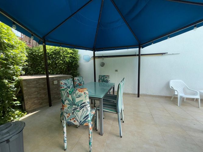 Casa de 5 alcobas en venta en Julio Campos Gonzalez, Girardot, 218 m² · foto 19 de 24