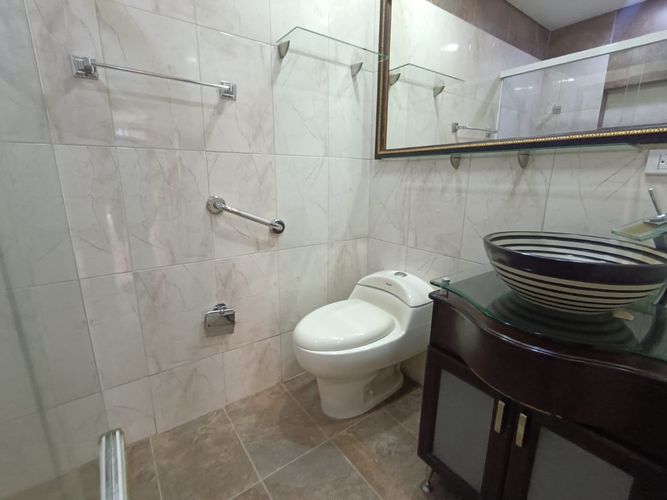 Apartamento de 3 alcobas en arriendo en Laureles, Medellín, 130 m² · foto 10 de 18