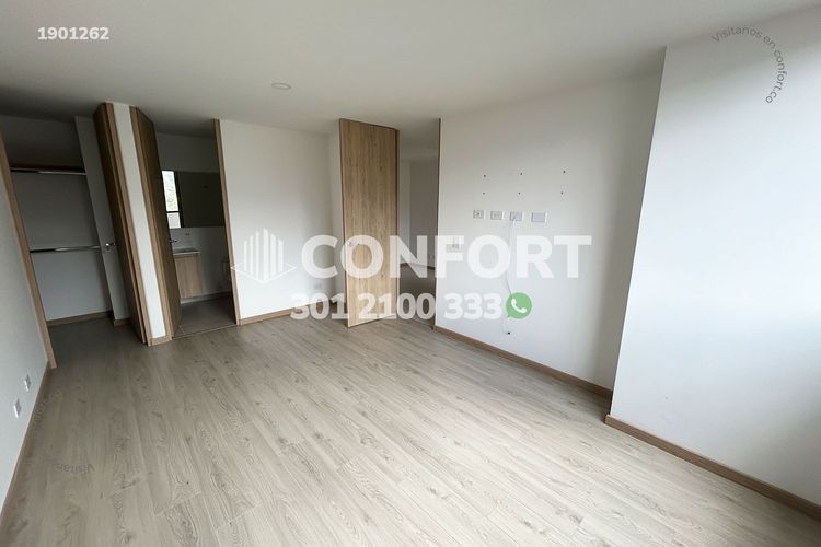 Apartamento de 3 alcobas en arriendo en Loma Del Escobero, Envigado, 93 m² · foto 12 de 22