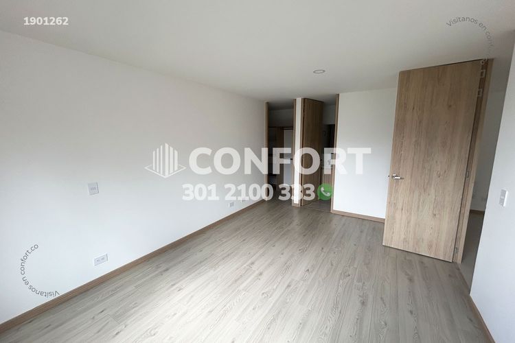 Apartamento de 3 alcobas en arriendo en Loma Del Escobero, Envigado, 93 m² · foto 13 de 22