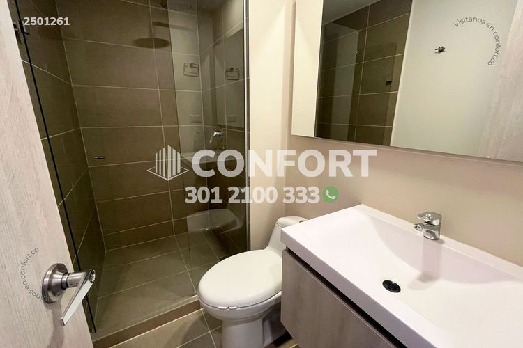Apartamento de 3 alcobas en arriendo en Ciudad Del Río, Medellín, 139 m² · foto 10 de 24