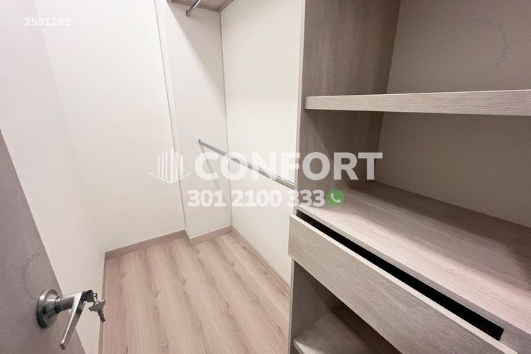 Apartamento de 3 alcobas en arriendo en Ciudad Del Río, Medellín, 139 m² · foto 14 de 24
