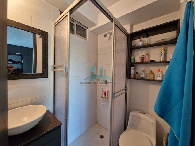 Apartamento de 2 alcobas en venta en Altos De Alcatraz, Girardot, 57 m² · foto 8 de 10