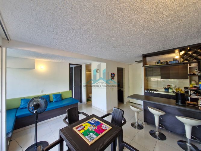 Apartamento de 2 alcobas en venta en Altos De Alcatraz, Girardot, 57 m² · foto 3 de 10