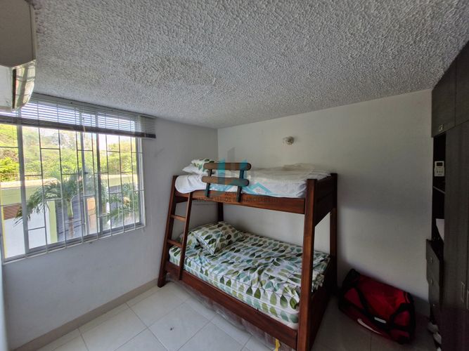 Apartamento de 2 alcobas en venta en Altos De Alcatraz, Girardot, 57 m² · foto 4 de 10